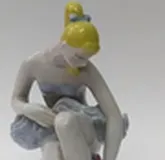 Скульптура Балерина Леночка на Пуфике